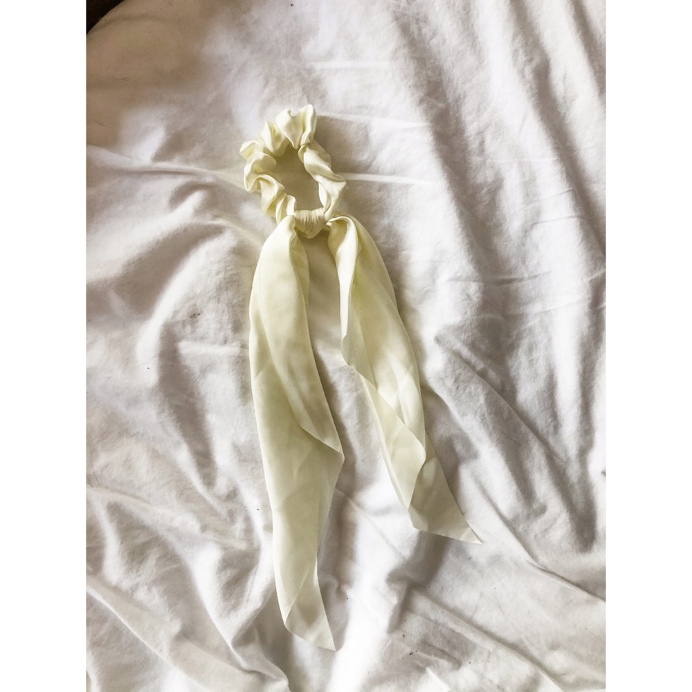 Scrunchie Scarves - Picture 4 of 5
